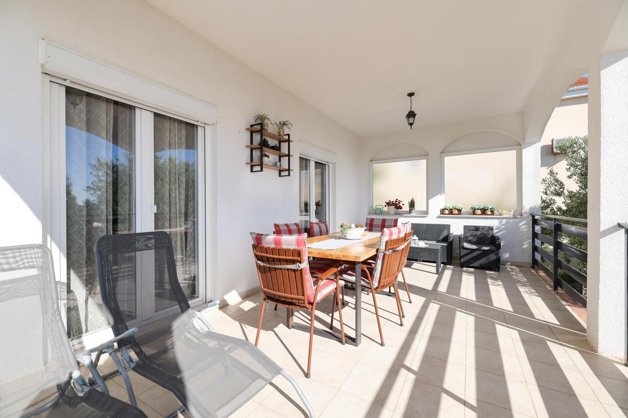 Apartment Pantalon, Big Terrace And Free Parking ザダル エクステリア 写真