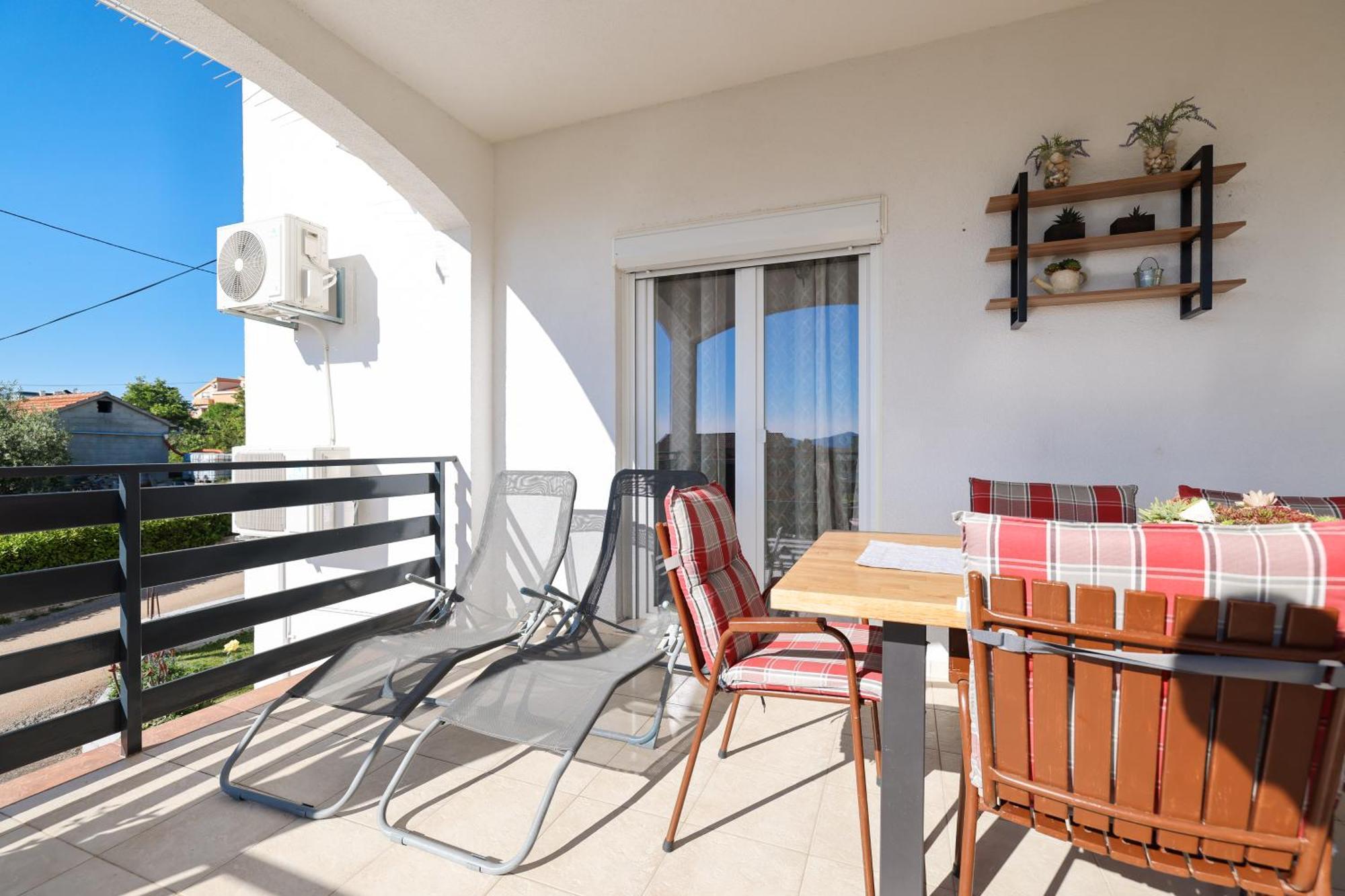 Apartment Pantalon, Big Terrace And Free Parking ザダル エクステリア 写真